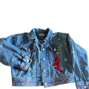 Girls Gap Winter theme embroidered jean jacket. Size Small/Medium